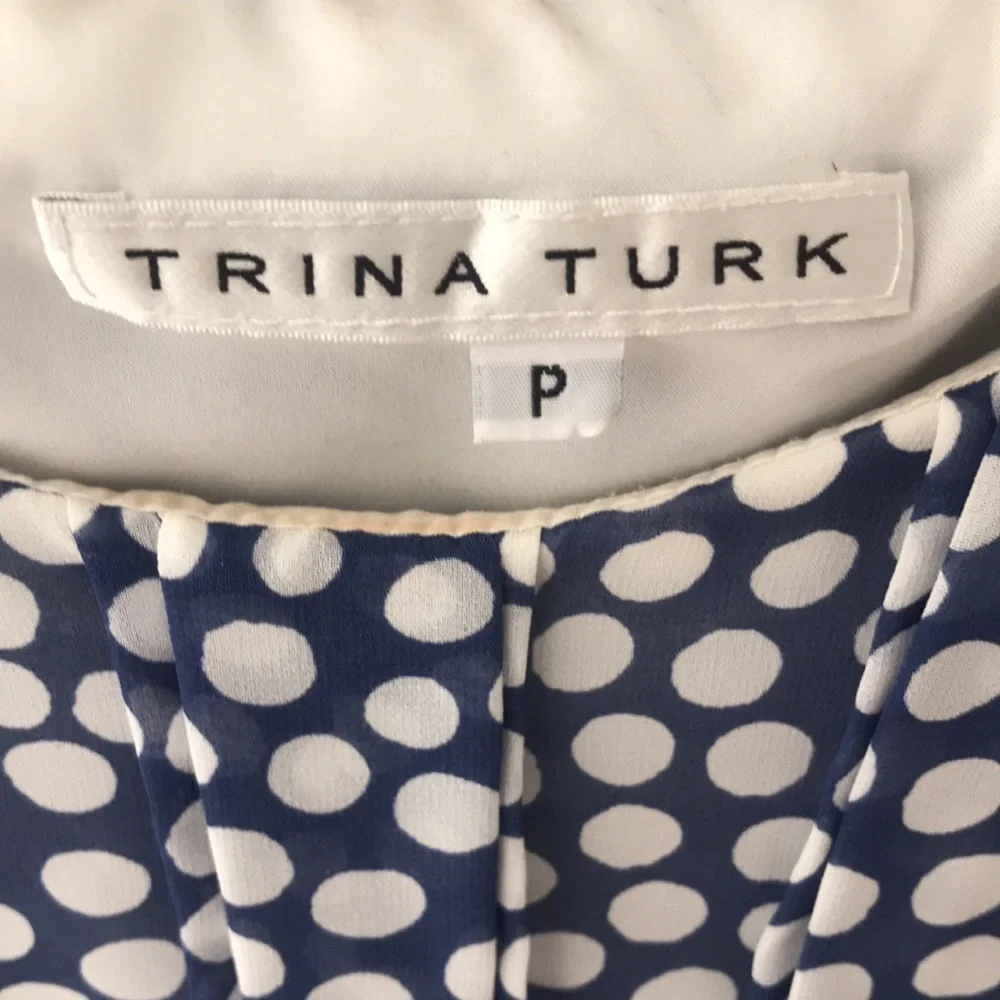 Trina Turk polka dot sleeveless blouse - Picture 3 of 4